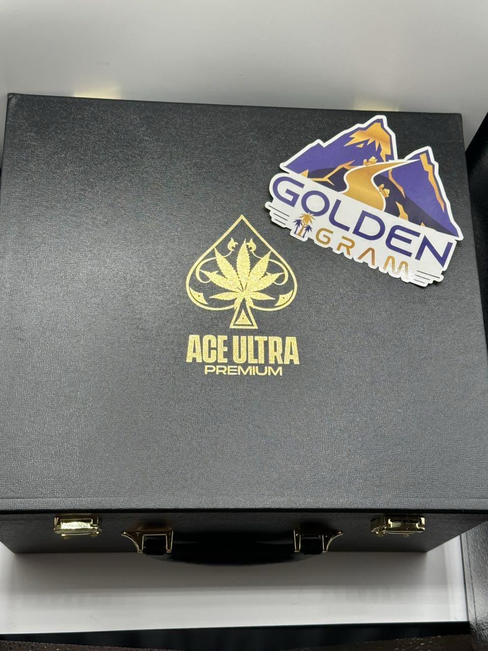 JPEG image-4E30-85C4-F7-3 ace ultra premium black badge collection 2g disposable
